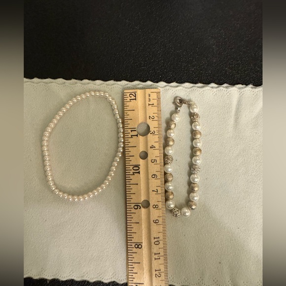Jewelry - Elegant Dainty Pearl Bracelet Set- White Simulated
Pearls with Silver Accents